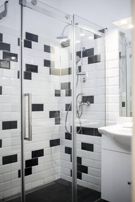 Bold Base Apartment Βουδαπέστη Εξωτερικό φωτογραφία