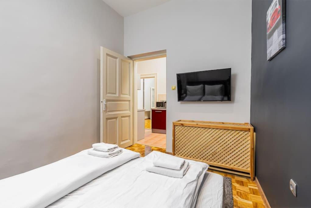 Bold Base Apartment Βουδαπέστη Εξωτερικό φωτογραφία